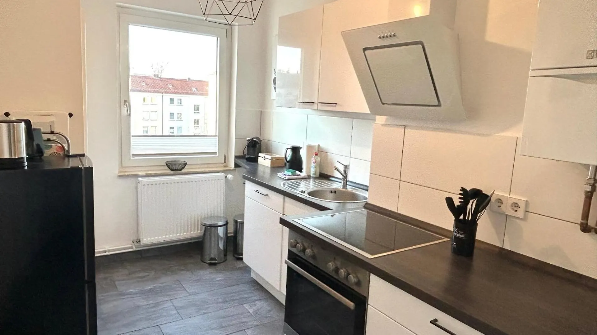 Goeh-Moderne Wohnung In Zentraler Lage, Balkon, Self-Check-In, Wlan, Netflix, Disneyplus Hannover 0*,  Almanya