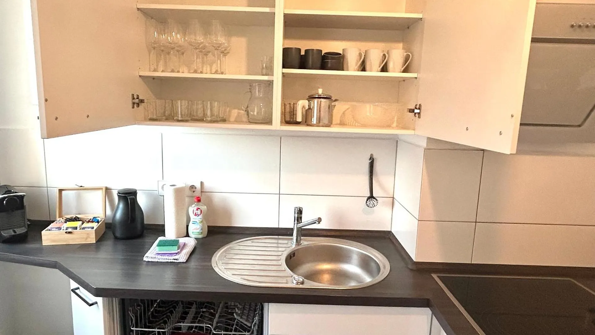 Daire Goeh-Moderne Wohnung In Zentraler Lage, Balkon, Self-Check-In, Wlan, Netflix, Disneyplus Hannover Almanya