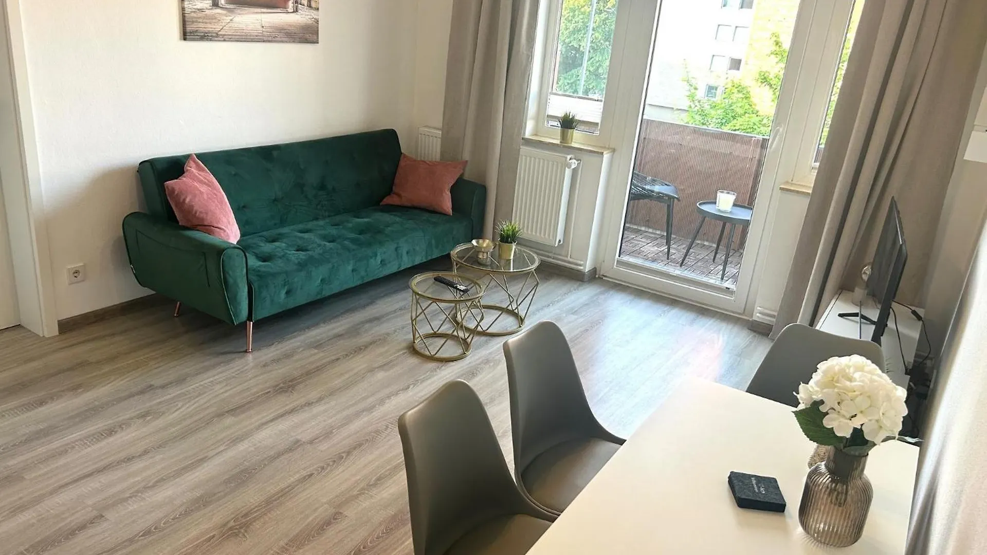 הנובר Goeh-Moderne Wohnung In Zentraler Lage, Balkon, Self-Check-In, Wlan, Netflix, Disneyplus גרמניה